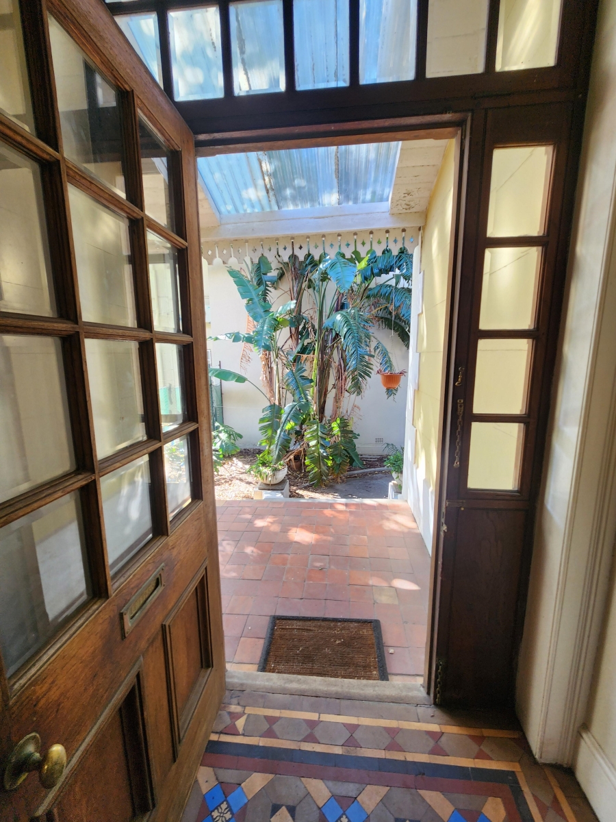3 Bedroom Property for Sale in Tamboerskloof Western Cape